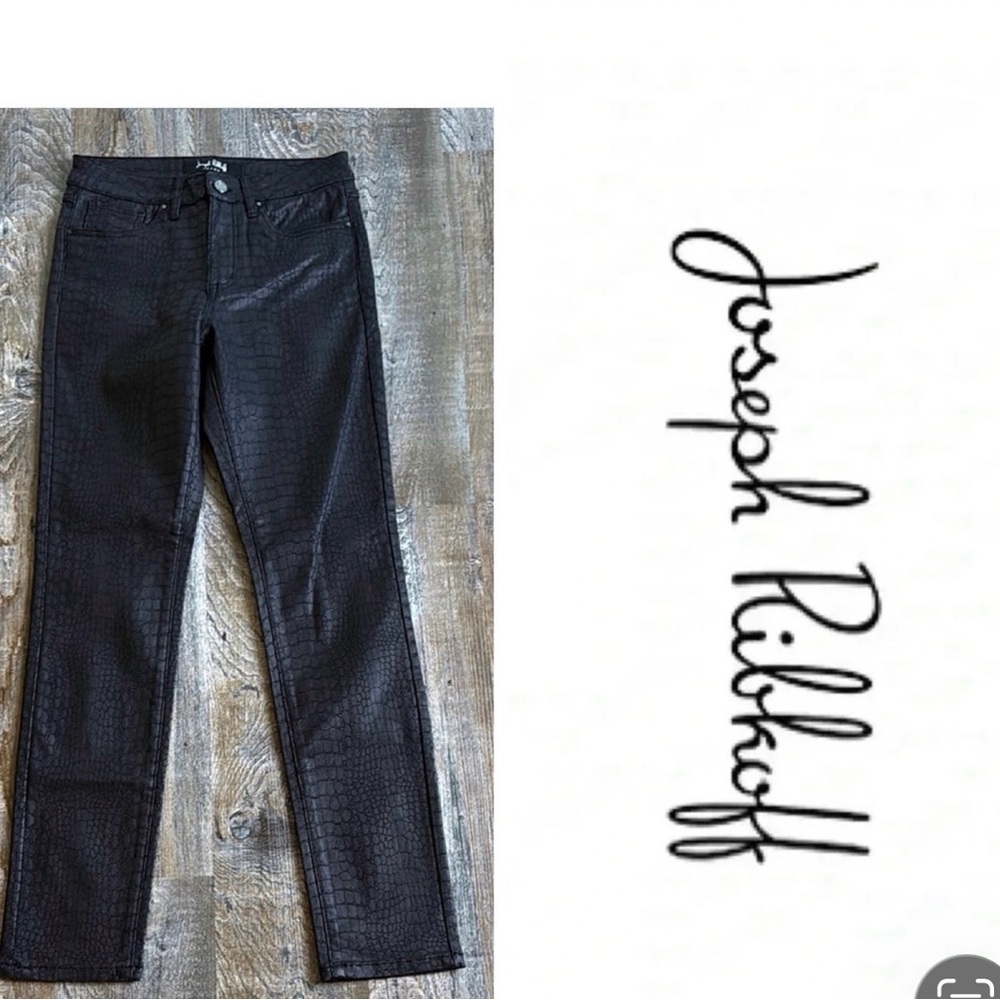 🎉HOST PICK 🎉* NWOT* Joseph Ribkoff | Black Snakeskin Skinny Jeans / Pants